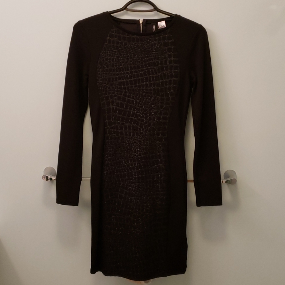 Bodycon black dress